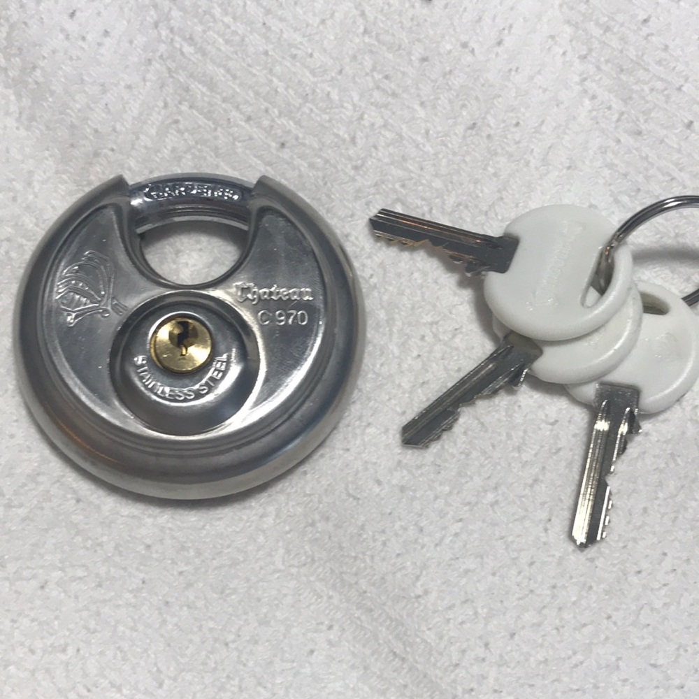 Château C970 lock